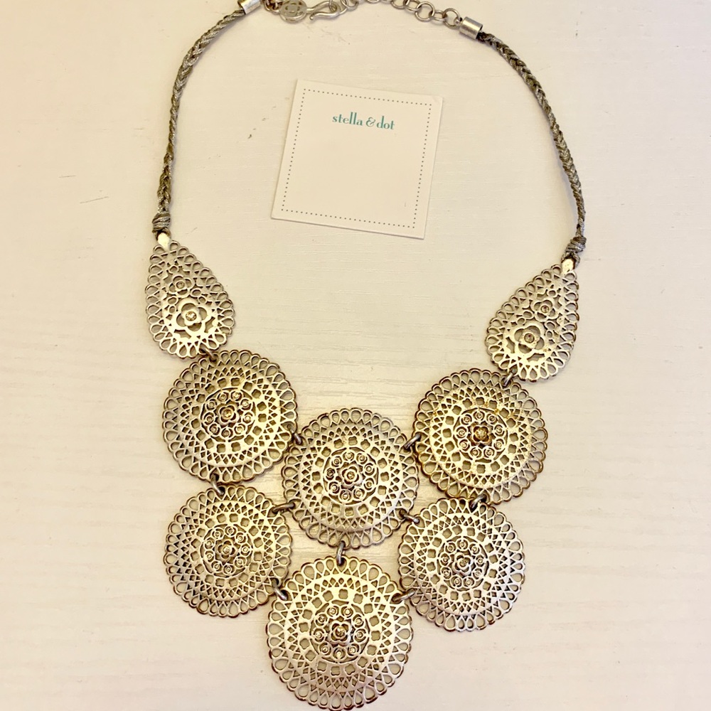 Stella and Dot Statement necklace